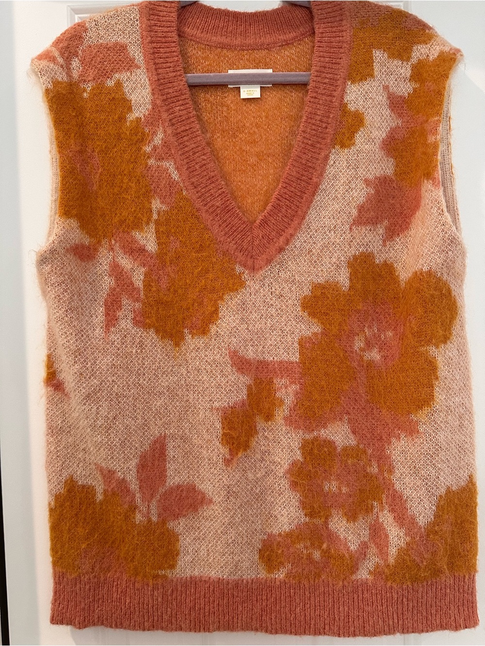 Maeve by Anthropologie Bohemian Floral V-Neck Sleeveless Sweater Vest